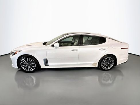 Used 2018 Kia Stinger Premium RWD image 6