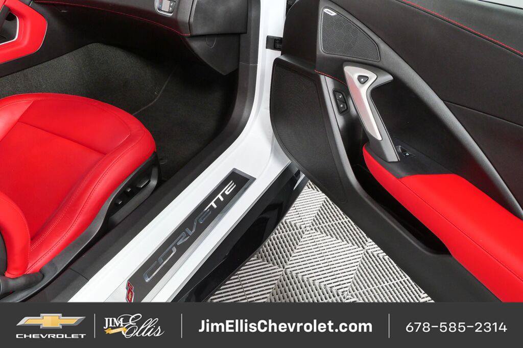 Used 2018 Chevrolet Corvette Grand Sport RWD image 21