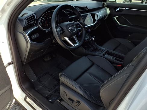 Used 2024 Audi Q3 2.0T Premium Plus image 15