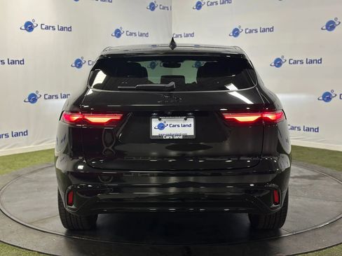 Used 2025 Jaguar F-PACE R-Dynamic S image 4