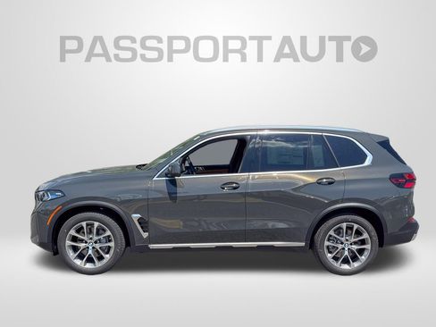 New 2026 BMW X5 xDrive40i w/ Climate Comfort Package AWD/4WD image 2