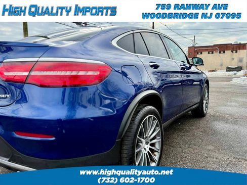Used 2017 Mercedes-Benz GLC 300 4MATIC Coupe image 10