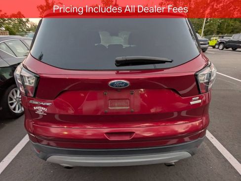 Used 2017 Ford Escape SE w/ SE Cold Weather Package FWD image 5