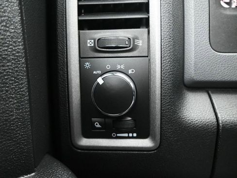 Used 2016 RAM 1500 Tradesman w/ Popular Equipment Group image 19