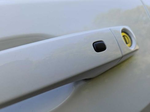 Used 2020 Jeep Grand Cherokee Laredo image 11