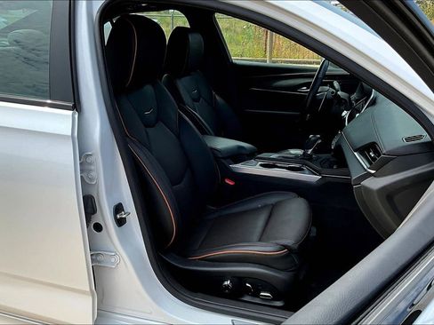 Used 2023 Cadillac CT4 Sport w/ Technology Package image 10