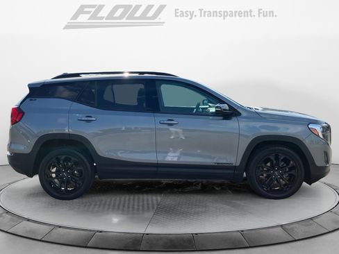 Used 2021 GMC Terrain SLT w/ Elevation Edition FWD image 10