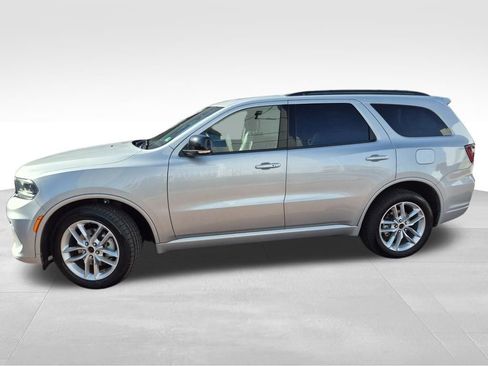 Used 2024 Dodge Durango GT image 3