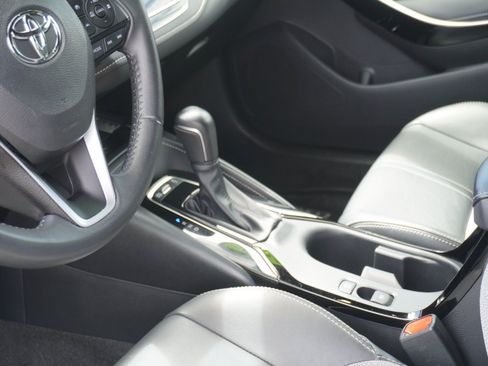 Used 2023 Toyota Corolla XSE FWD image 20