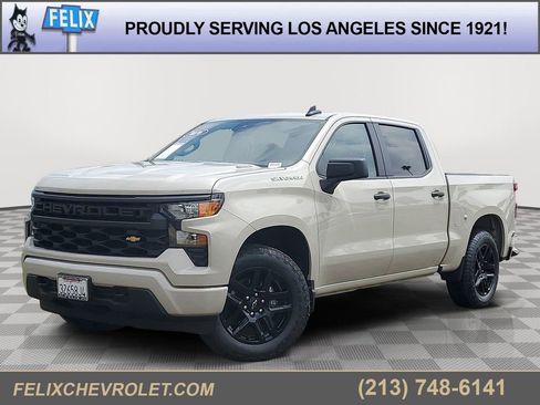 Used 2026 Chevrolet Silverado 1500 Custom w/ Turbomax Blackout Package RWD image 1
