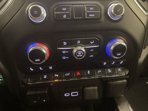 Used 2023 GMC Sierra 2500 AT4 w/ AT4 Premium Plus Package image 20