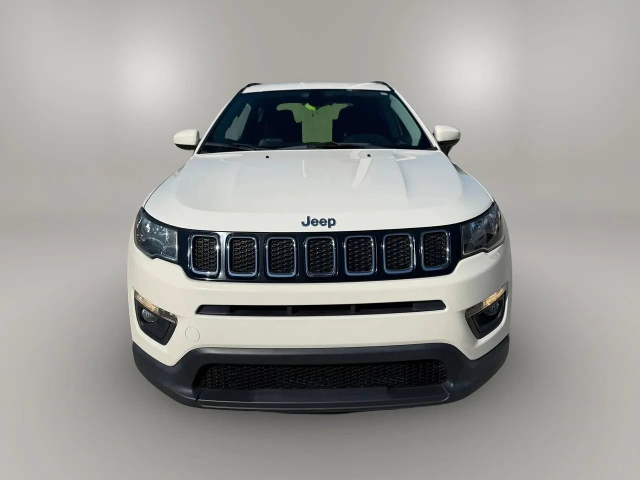 Used 2020 Jeep Compass Latitude w/ Cold Weather Group AWD/4WD image 2