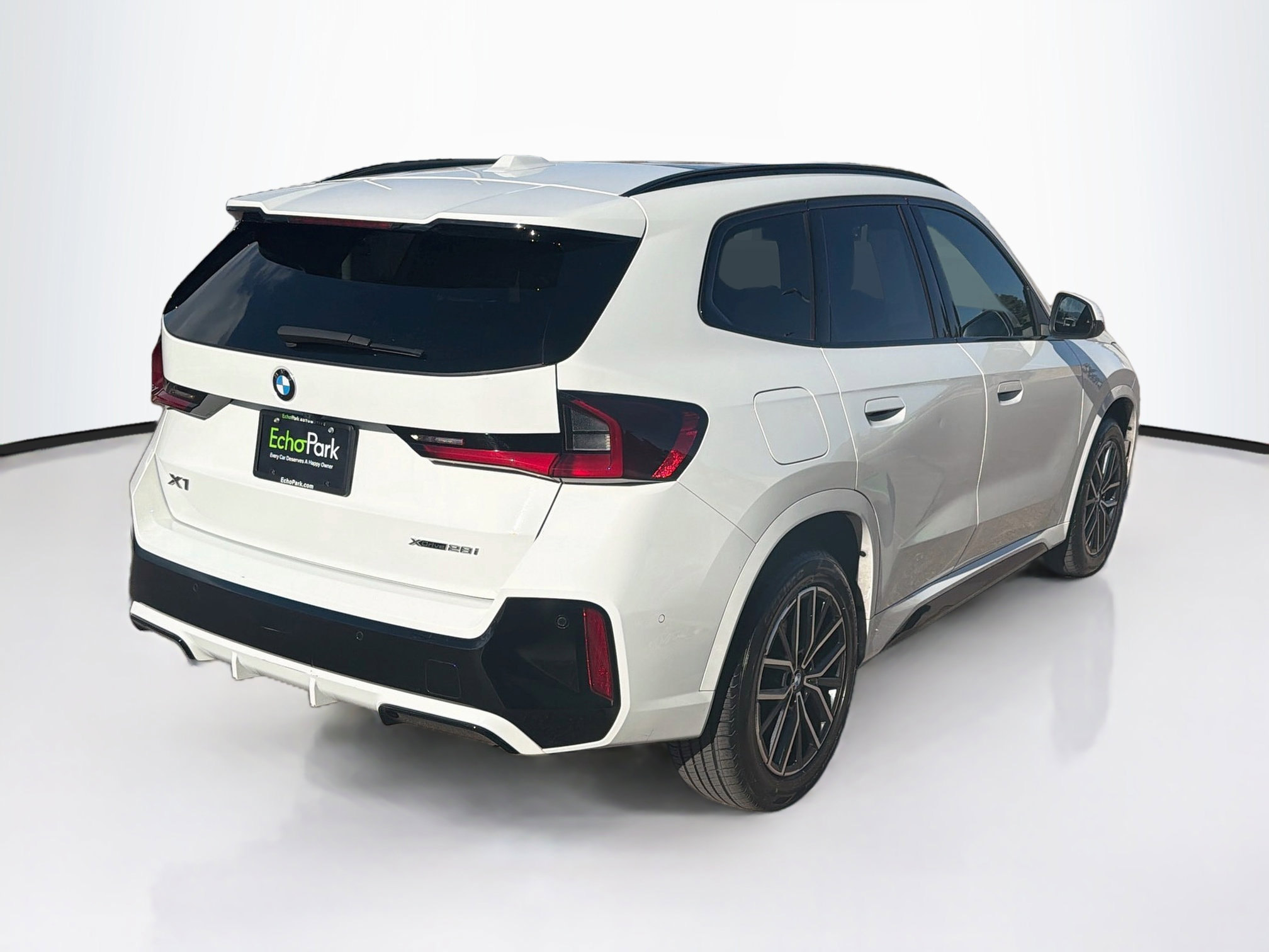 Used 2026 BMW X1 xDrive28i AWD/4WD image 9