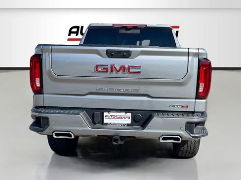 Used 2025 GMC Sierra 1500 AT4 w/ AT4 Premium Package AWD/4WD image 6