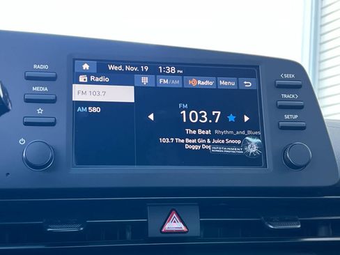 New 2026 Hyundai Elantra Sport FWD image 18