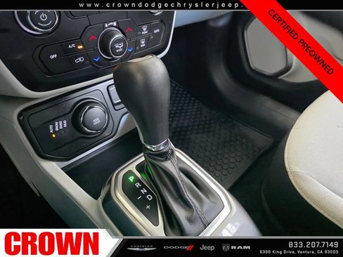 Certified 2022 Jeep Renegade Latitude AWD/4WD image 27