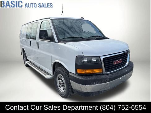 Used 2024 GMC Savana 2500 w/ Driver Convenience Package image 5