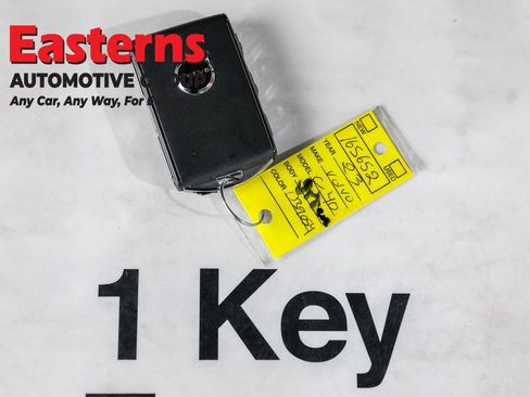 Used 2023 Volvo C40 P8 Recharge Plus w/ Climate Package image 38