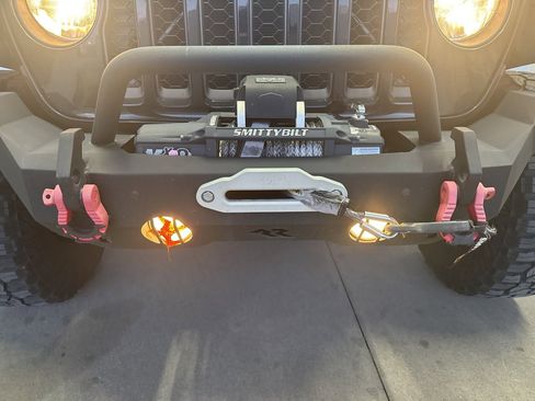 Used 2021 Jeep Gladiator Rubicon image 9