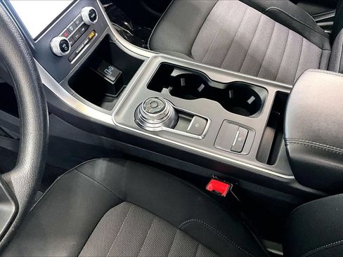 Used 2023 Ford Edge SE w/ Black Appearance Package AWD/4WD image 16