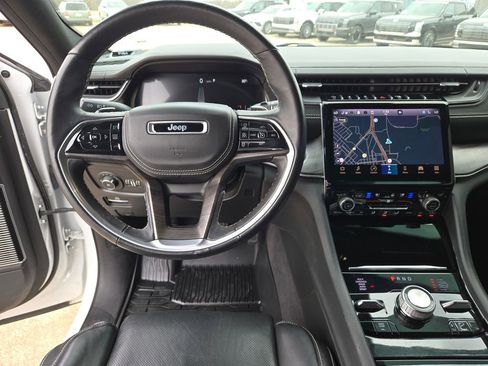 Used 2021 Jeep Grand Cherokee L Overland w/ Luxury Tech Group IV image 9