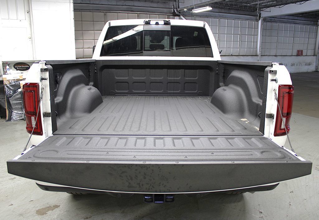 New 2026 RAM 2500 Big Horn AWD/4WD image 39