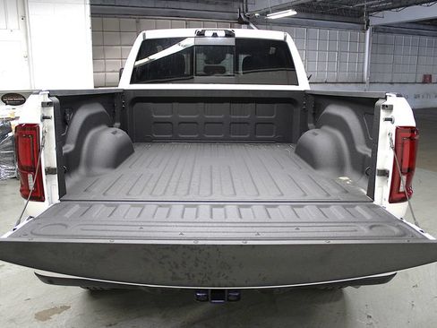 New 2026 RAM 2500 Big Horn AWD/4WD image 39