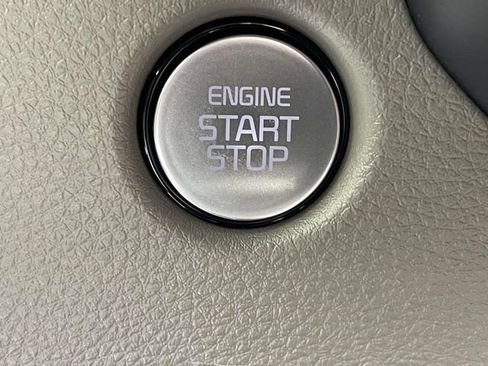 New 2026 Kia Carnival EX FWD image 35