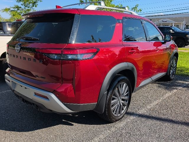 Used 2024 Nissan Pathfinder SL w/ SL Premium Package AWD/4WD image 3