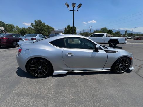 Used 2015 Scion FR-S RWD image 9