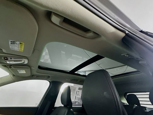 Used 2024 Volvo XC90 B6 Plus image 25