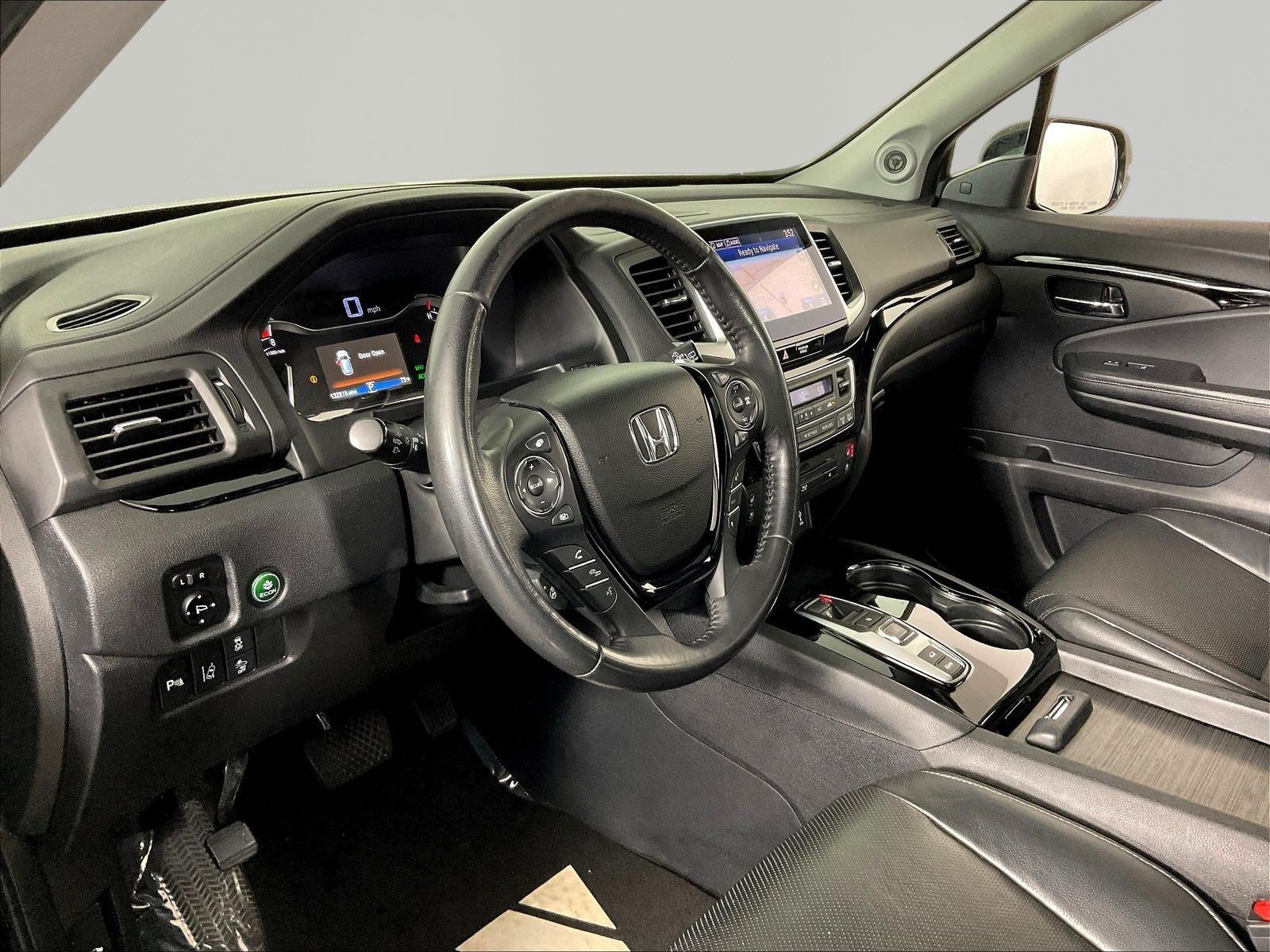 Used 2016 Honda Pilot Elite image 17