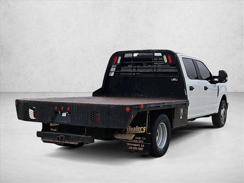 Used 2017 Ford F350 XL w/ Power Equipment Group RWD image 5