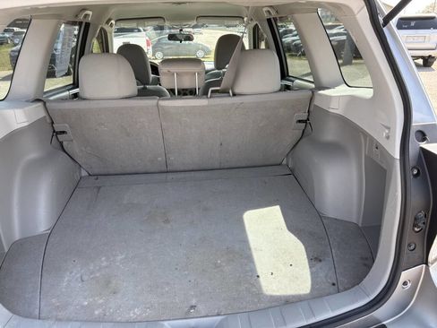 Used 2011 Subaru Forester 2.5X w/ Alloy Wheel Value Pkg image 12