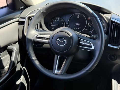 Used 2025 MAZDA CX-50 AWD 2.5 S w/ Premium Package image 22