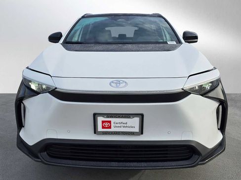 Certified 2025 Toyota bZ4X XLE image 8