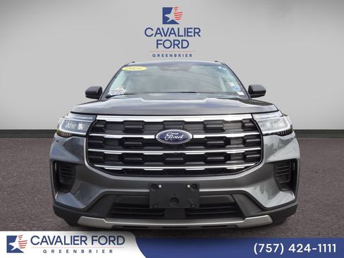 Used 2026 Ford Explorer Active AWD/4WD image 5