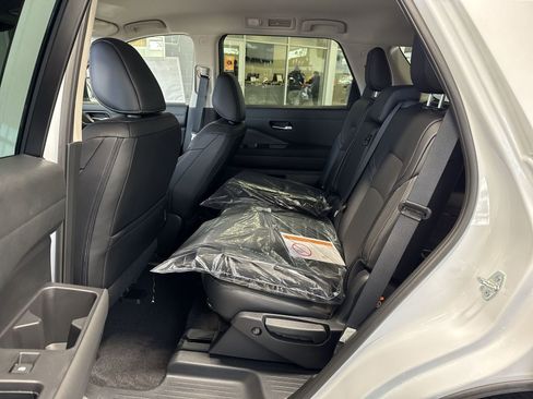 New 2026 Nissan Pathfinder SL AWD/4WD image 26