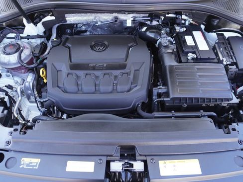 Used 2023 Volkswagen Tiguan SE R-Line FWD image 25