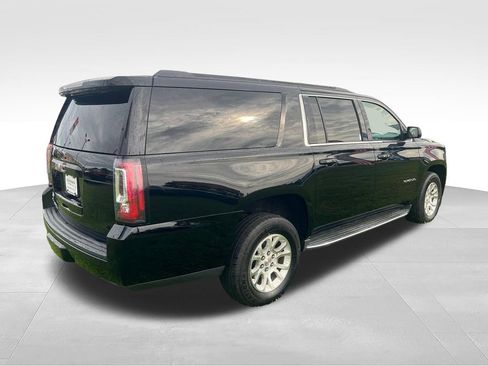 Used 2018 GMC Yukon XL SLT AWD/4WD image 5
