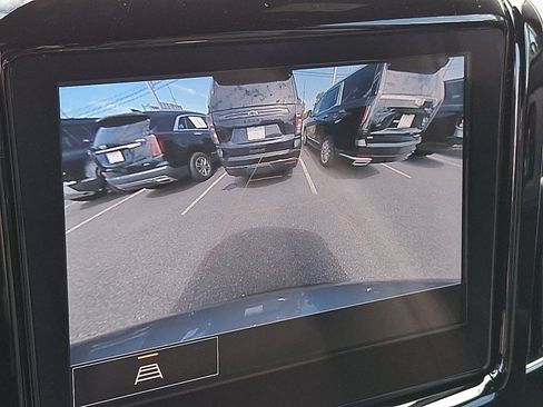 Used 2023 Chevrolet Traverse LT w/ LPO, Floor Liner Package image 17