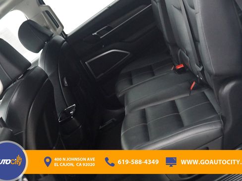 Used 2022 Kia Telluride EX FWD image 14