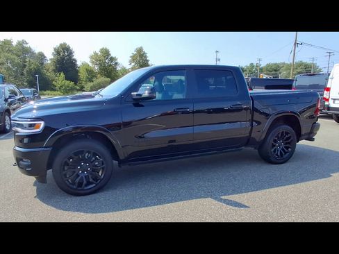 Used 2026 RAM 1500 Limited AWD/4WD image 4