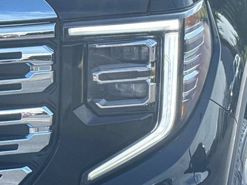 New 2026 GMC Sierra 1500 Denali w/ Denali Reserve Package AWD/4WD image 9
