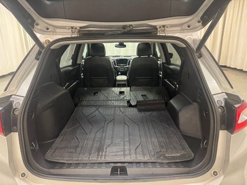 Used 2020 Chevrolet Equinox Premier image 22
