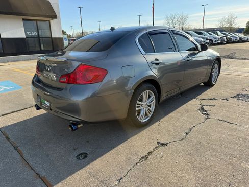 Used 2011 INFINITI G37 x Sedan w/ Premium Pkg image 15