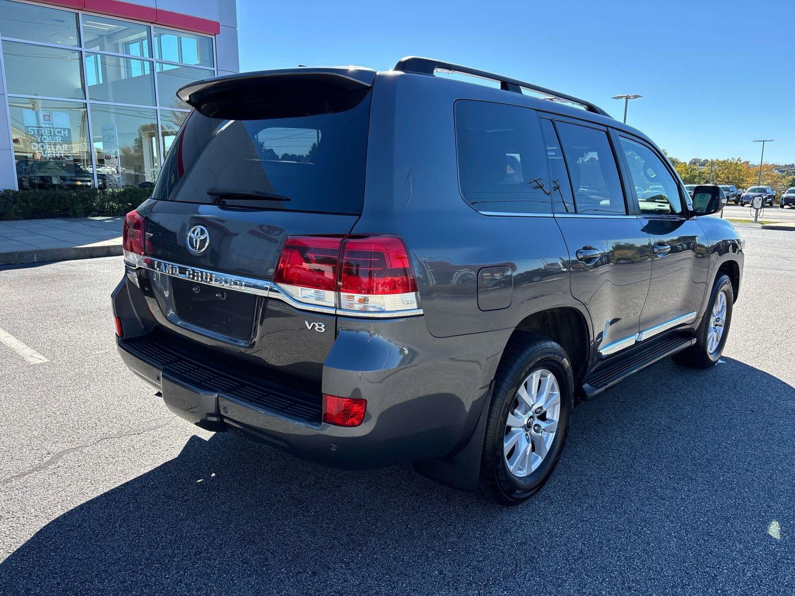 Used 2017 Toyota Land Cruiser AWD/4WD image 3