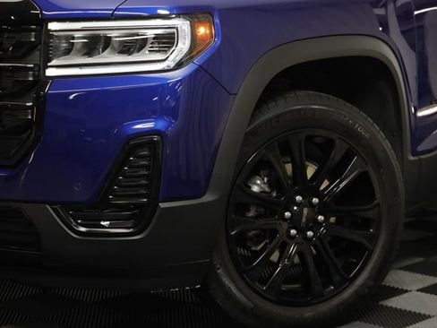 Certified 2023 GMC Acadia SLE w/ Elevation Edition image 4