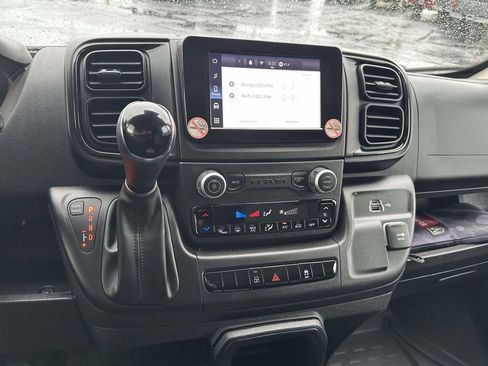 Used 2025 RAM ProMaster 2500 w/ Convenience Group FWD image 21
