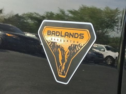 Used 2022 Ford Bronco Badlands AWD/4WD image 31